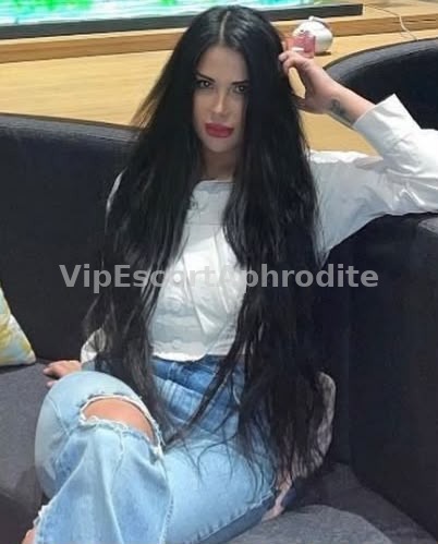 ANGELA — elite escort in Paris